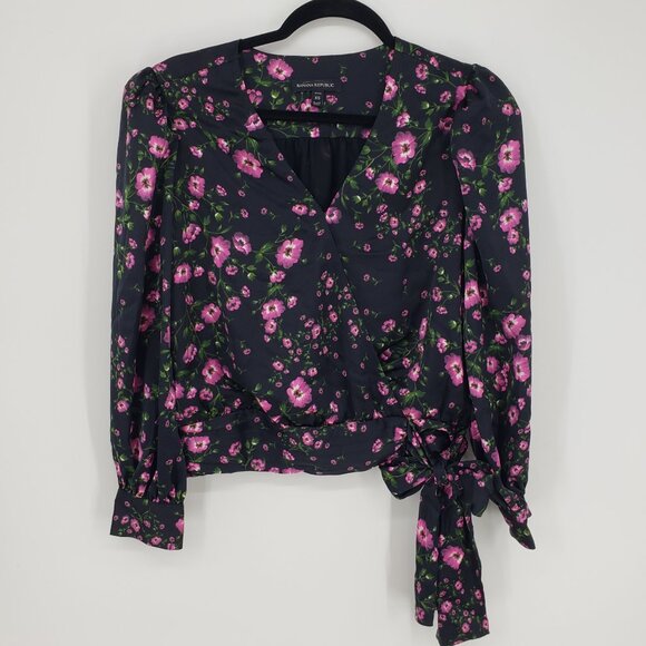 Banana Republic Floral Satin Wrap Top - Picture 3 of 13